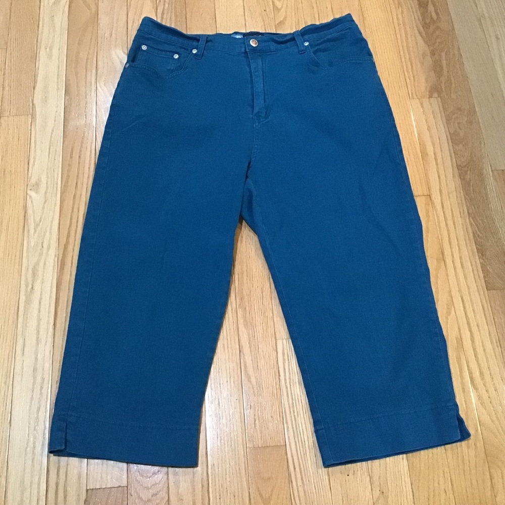 Avenue Blues cropped teal blue size 16 jeans